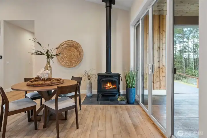 Blaze King Ashford 25 High Efficiency Wood Stove