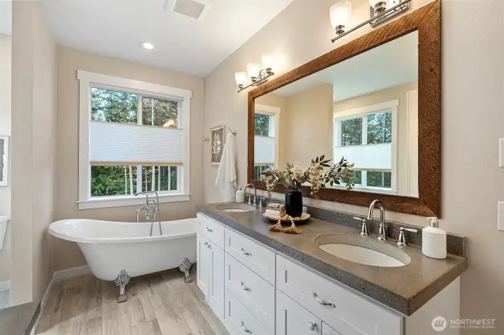 Double vanity with heated floors