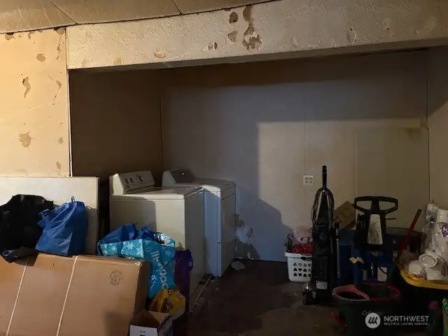 Laundry area is off the kitchen