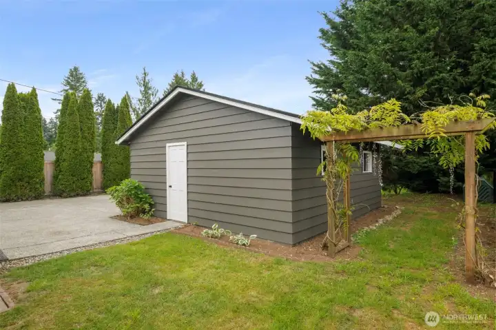 Detached Garage Detached Garage