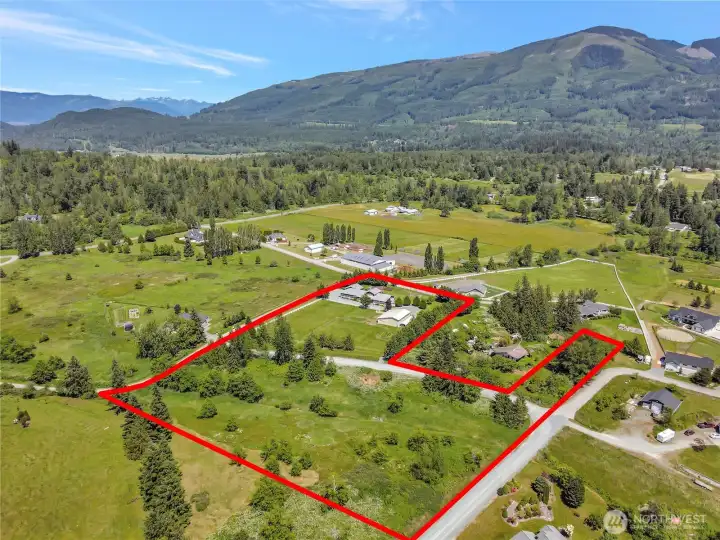Approximate property lines. . . Approximate property lines. . .