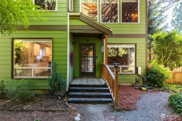 Front entry.  Fully fenced yard