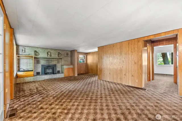 2 Bedrooms are off of Living room.
