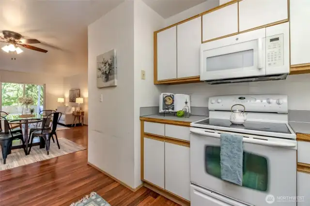 This view of the kitchen faces the dining and family room.