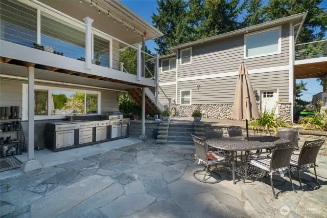 Outdoor grill