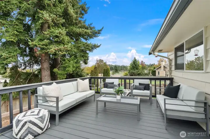 Huge deck with view of Mt. Rainier on a clear day