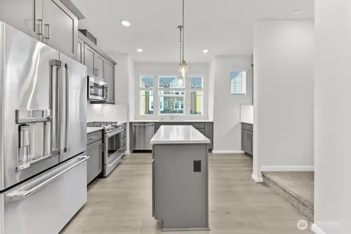 19288 NE 69th Circle Unit 104 ~ Ready Now