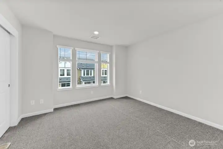 19288 NE 69th Circle Unit 104 ~ Ready Now