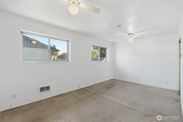 Extra Large Primary Bedroom