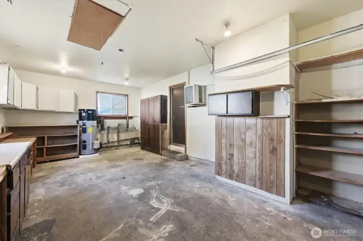 Laundry room in Garage