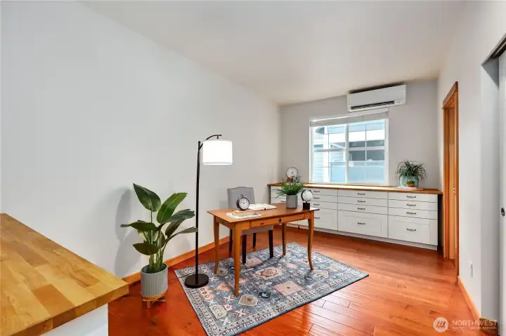 Main floor primary or office