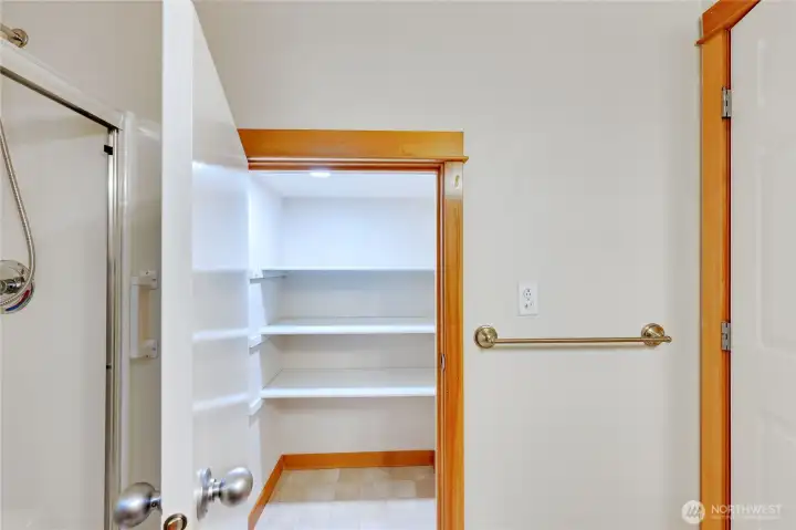Primary walk in closet