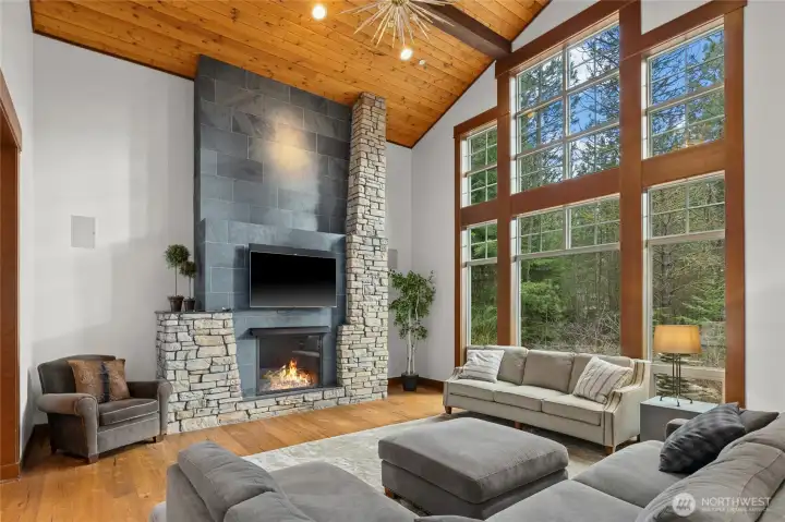 Floor to ceiling fireplace