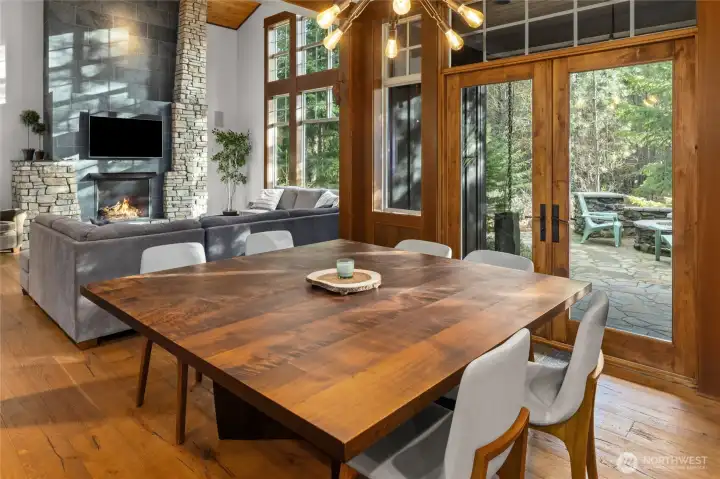 Dining Area with sliders to back pato