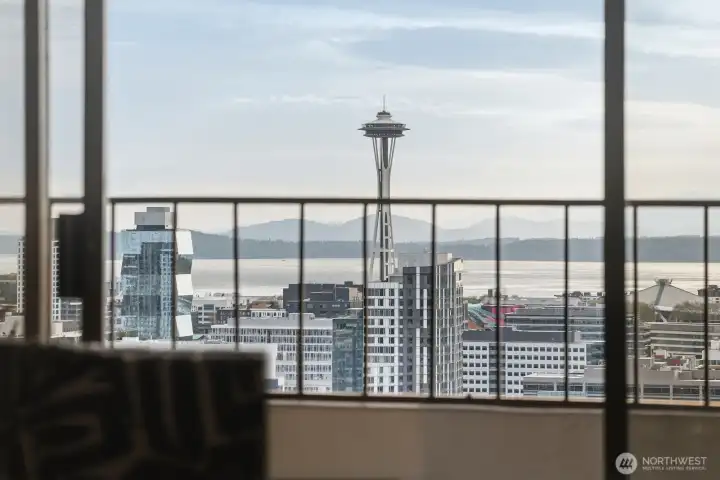 Enjoy a front row seat to the best views Seattle has to offer, all from the comfort of home.