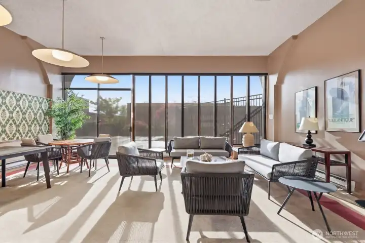 The owner's lounge is stylish and comfortable, a great spot to meet and mingle with neighbors!