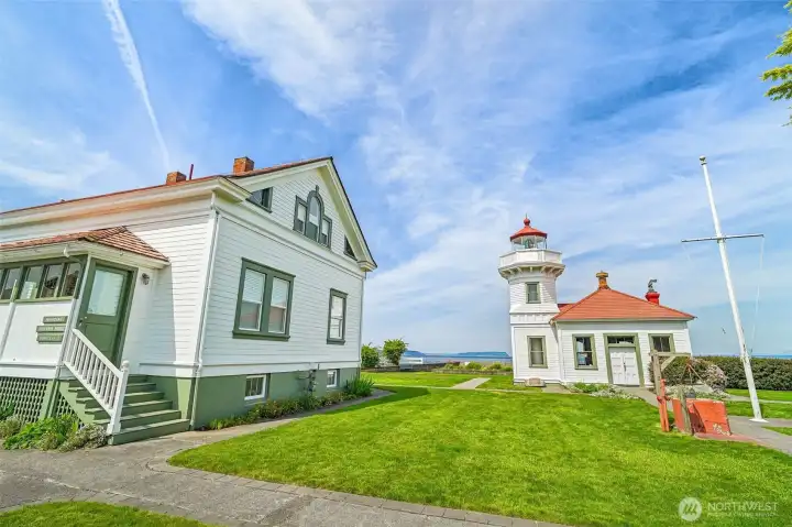 Mukilteo Beach and Lighthouse