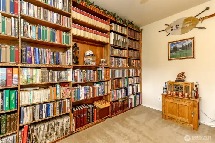 Office Wall Built in Shelving