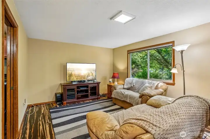 The tree views out every window make the whole home feel peaceful and tucked away.