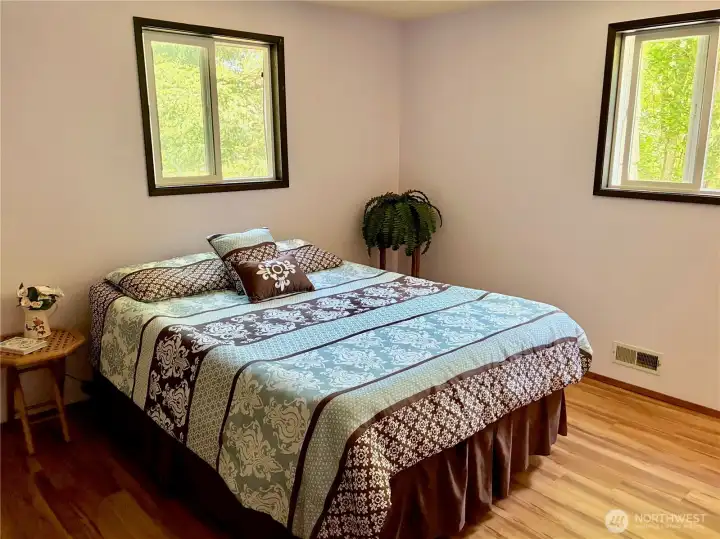 Primary bedroom ..