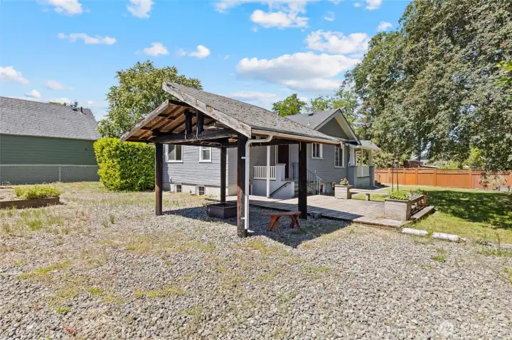 The yard and grounds are expansive! Plenty of room to host guests, play, grow a garden, or read a book!
