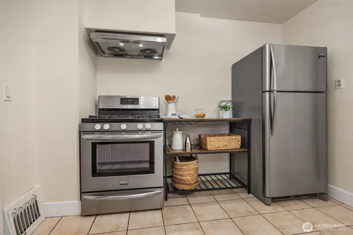 Kitchen with Tile Floor & Stainelss Steel Appliances, Gas Range