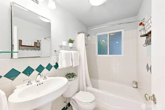 Main floor bath