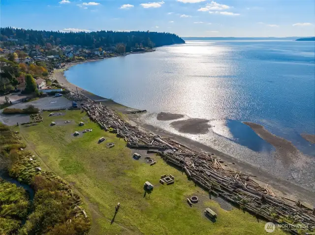 The shoreline.