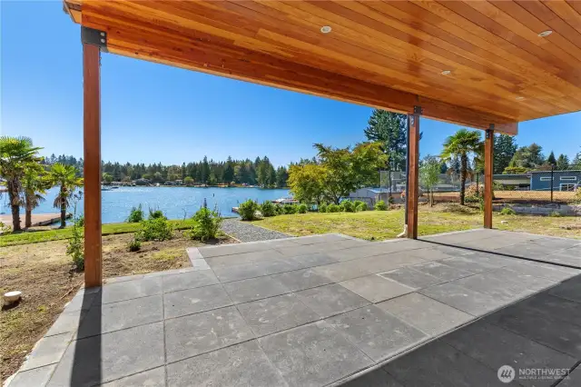 Covered back patio with hookups for hot tub