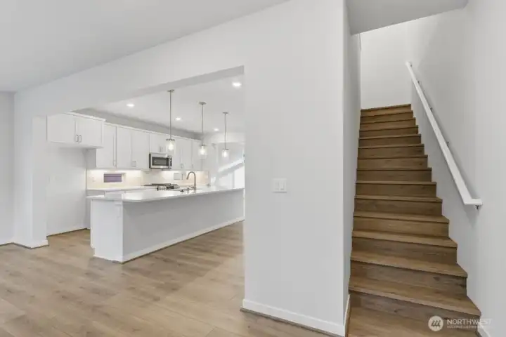 13210 NE 127th Unit E - Ready Now!