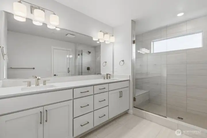 13210 NE 127th Unit E - Ready Now!