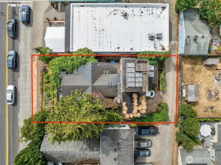 Red Boundary Lines are Approximated