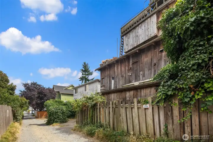 Alley Way looking East