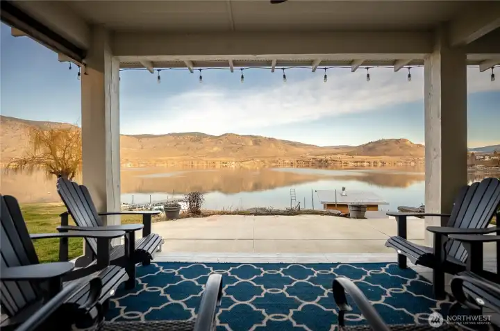 Water views - outside living area