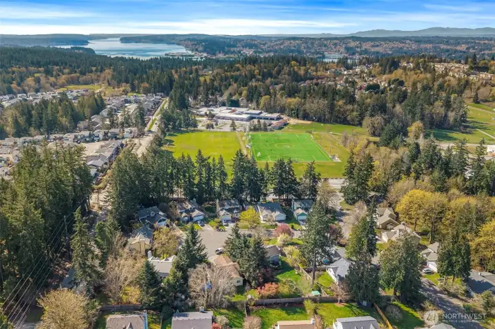 The neighborhood is within walking distance to Strawberry Field as shown in the photo