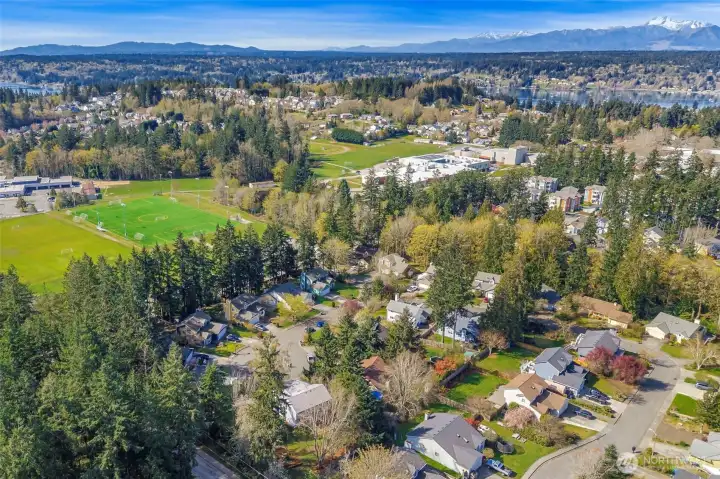 Also within walking distance to Poulsbo Elementary, Poulsbo Middle, and North Kitsap High Schools
