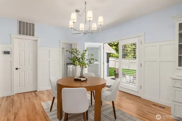 The informal dining area off of the kitchen. The kitchen also has a large walk-in pantry. So rare! The informal dining area off of the kitchen. The kitchen also has a large walk-in pantry. So rare!