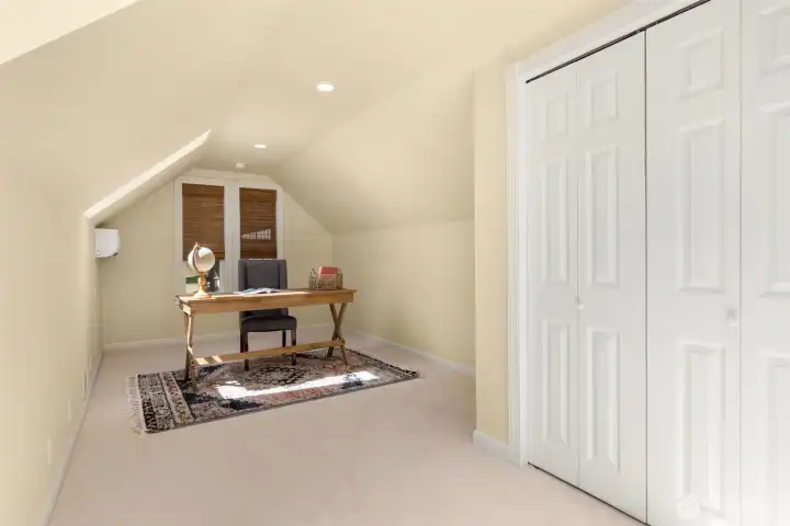 The upstairs bonus room. This is an excellent quiet work from home room or a remote 4th bedroom option. This home is connected to KPUD Fiber making homework easier. The upstairs bonus room. This is an excellent quiet work from home room or a remote 4th bedroom option. This home is connected to KPUD Fiber making homework easier.
