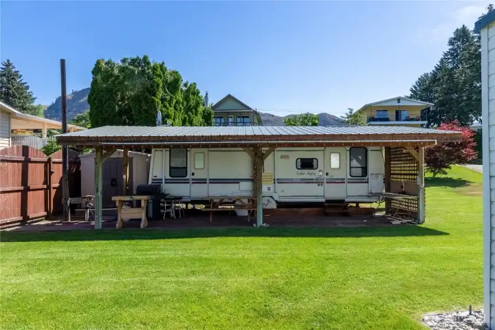 Covered area for RV