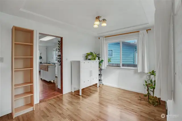 A delightful dining room ready to host your formal dinner parties.