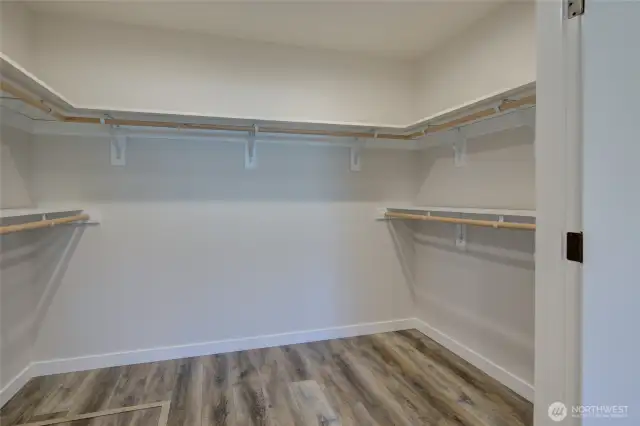 Primary walkin closet