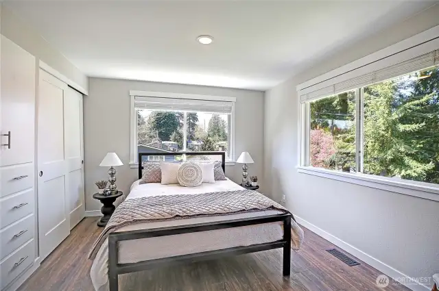 Primary bed