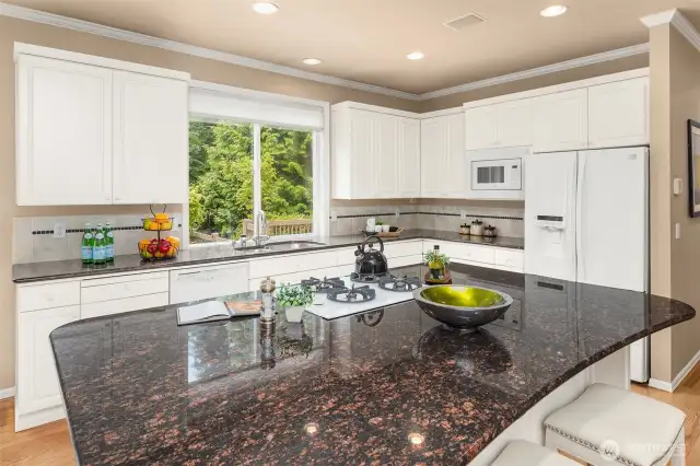 Another view of the kitchen.