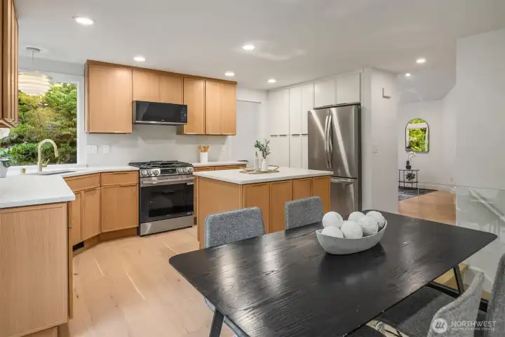 Open space concept kitchen/eating area.