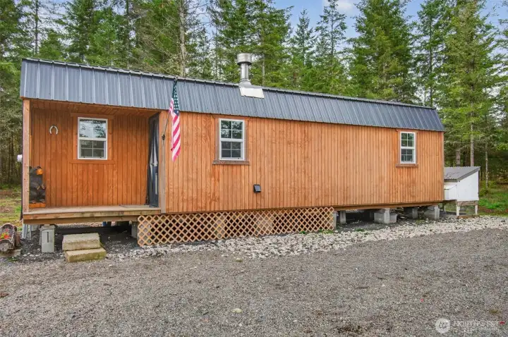 This is a storage unit, owner stays on site.