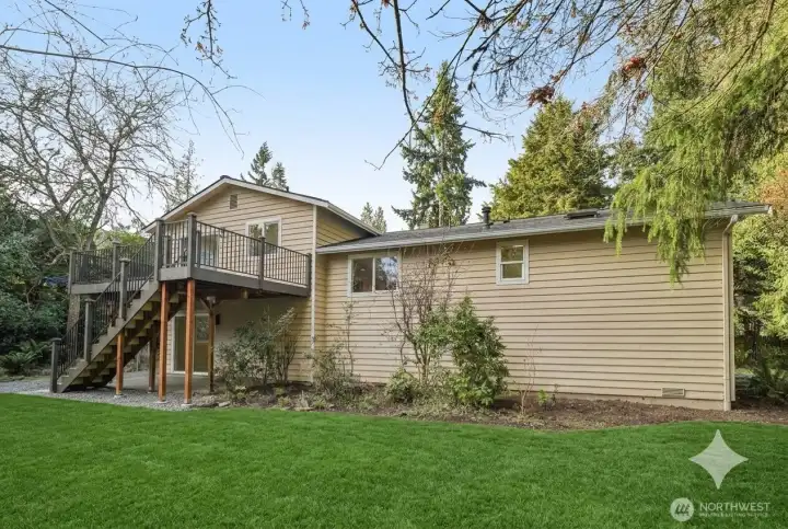 The grass has been enhanced with AI