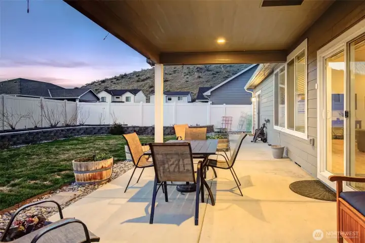 Soak in views of native foothills from your backyard oasis!