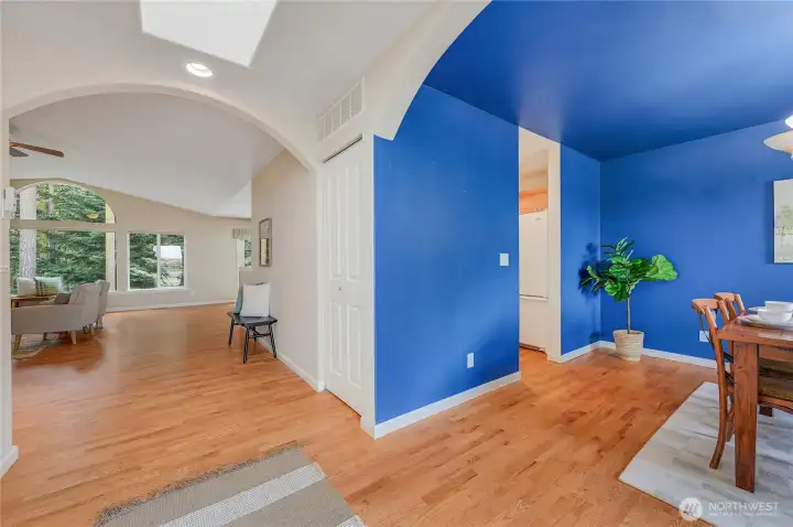 Entry to living room &  dining room