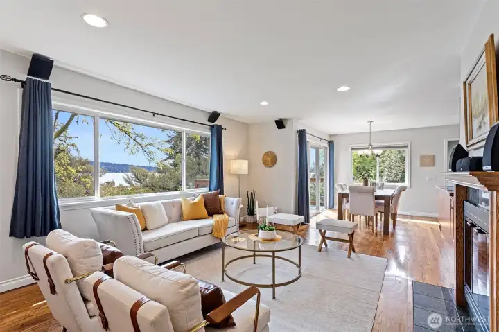 Living Room - the heart of the home, filled with natural light from the expansive Lake WA just steps away. Perfectly positioned to take in the sweeping views