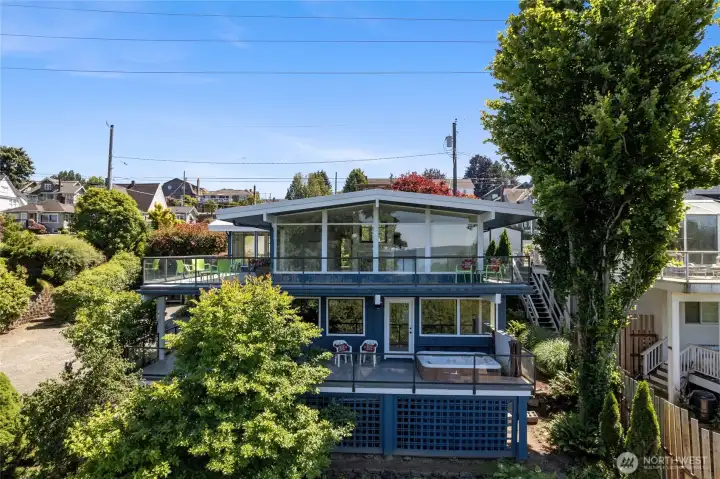 Coveted location above Old Town for this classic MCM home with views of Commencement Bay. 12,300 sq ft lot (may be dividable buyer to verify with city).